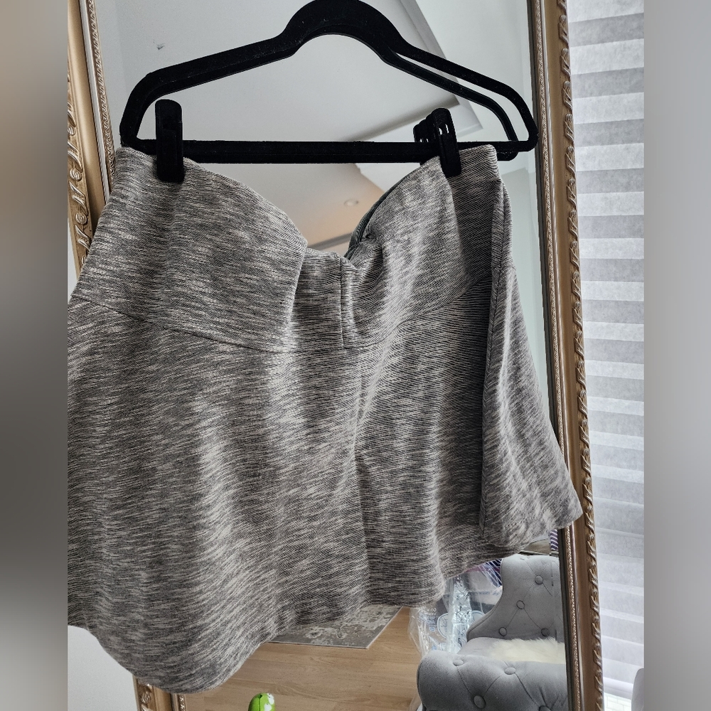 Old Navy Skater Mini Skirt | Size XL | Heather Grey - Picture 4 of 4